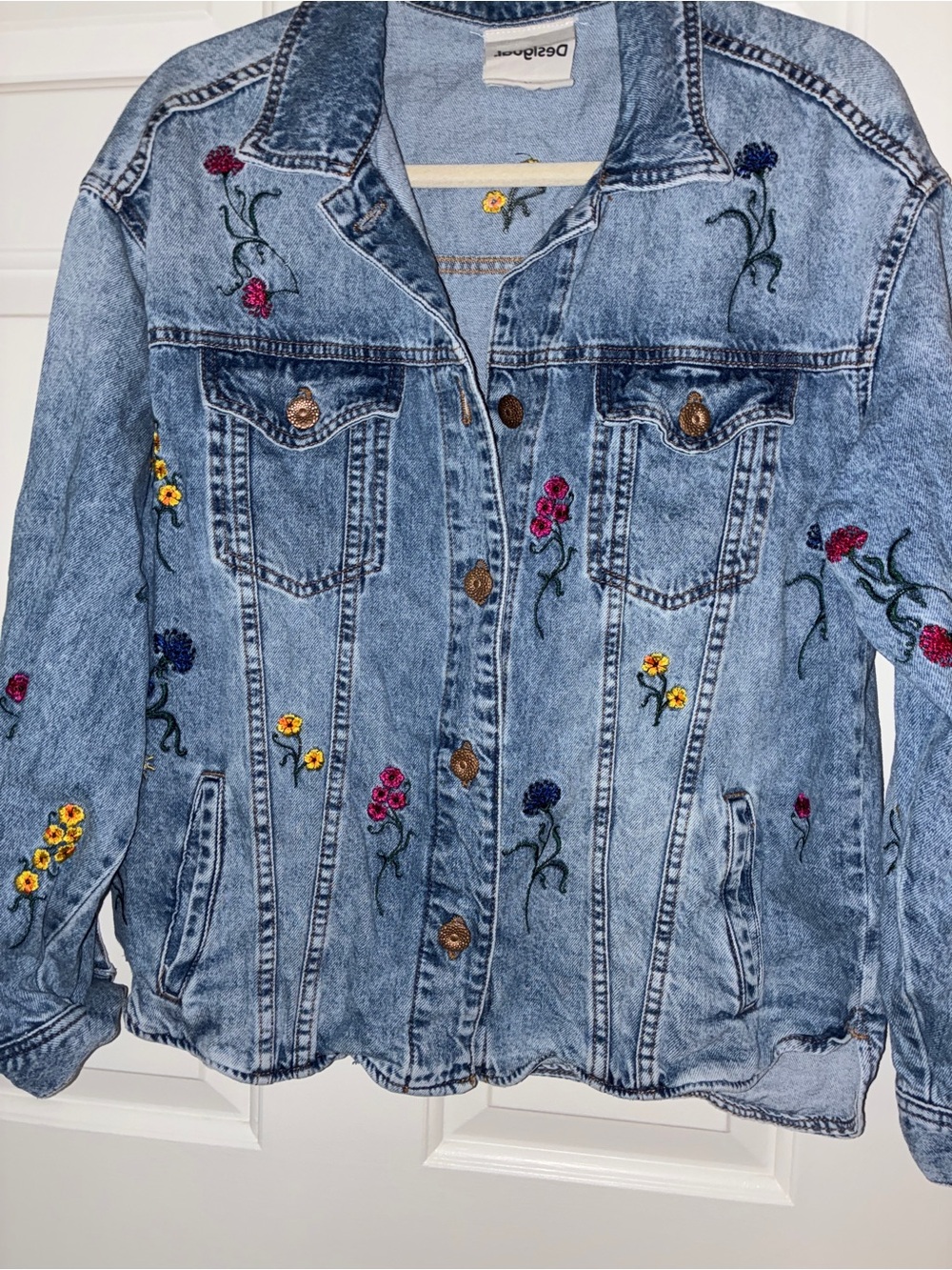 Desigual Embroidered Denim Trucker Jacket Sz M - Picture 11 of 14